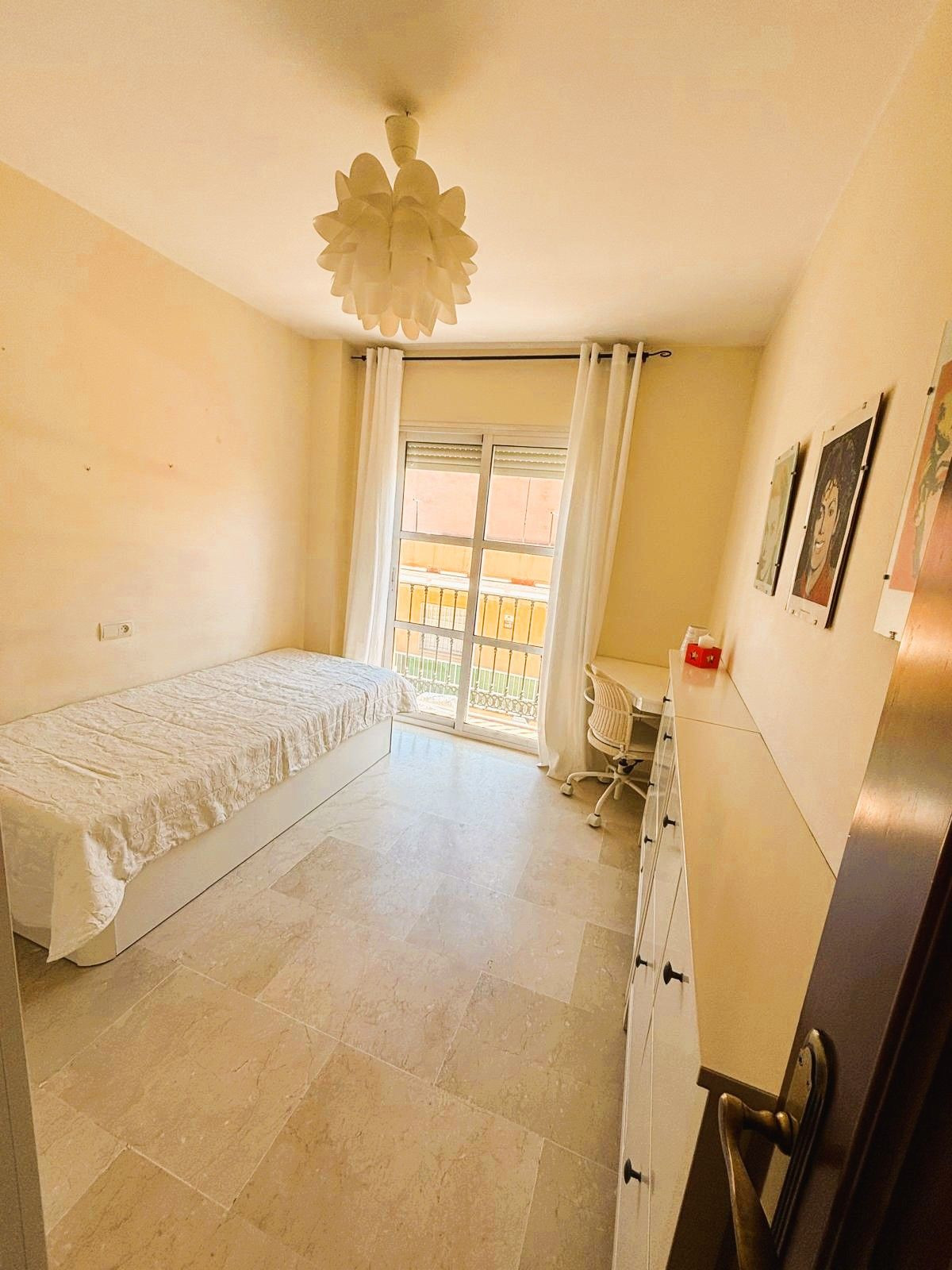 Magazijn te koop in Fuengirola | 2 slaapkamers H5457331
