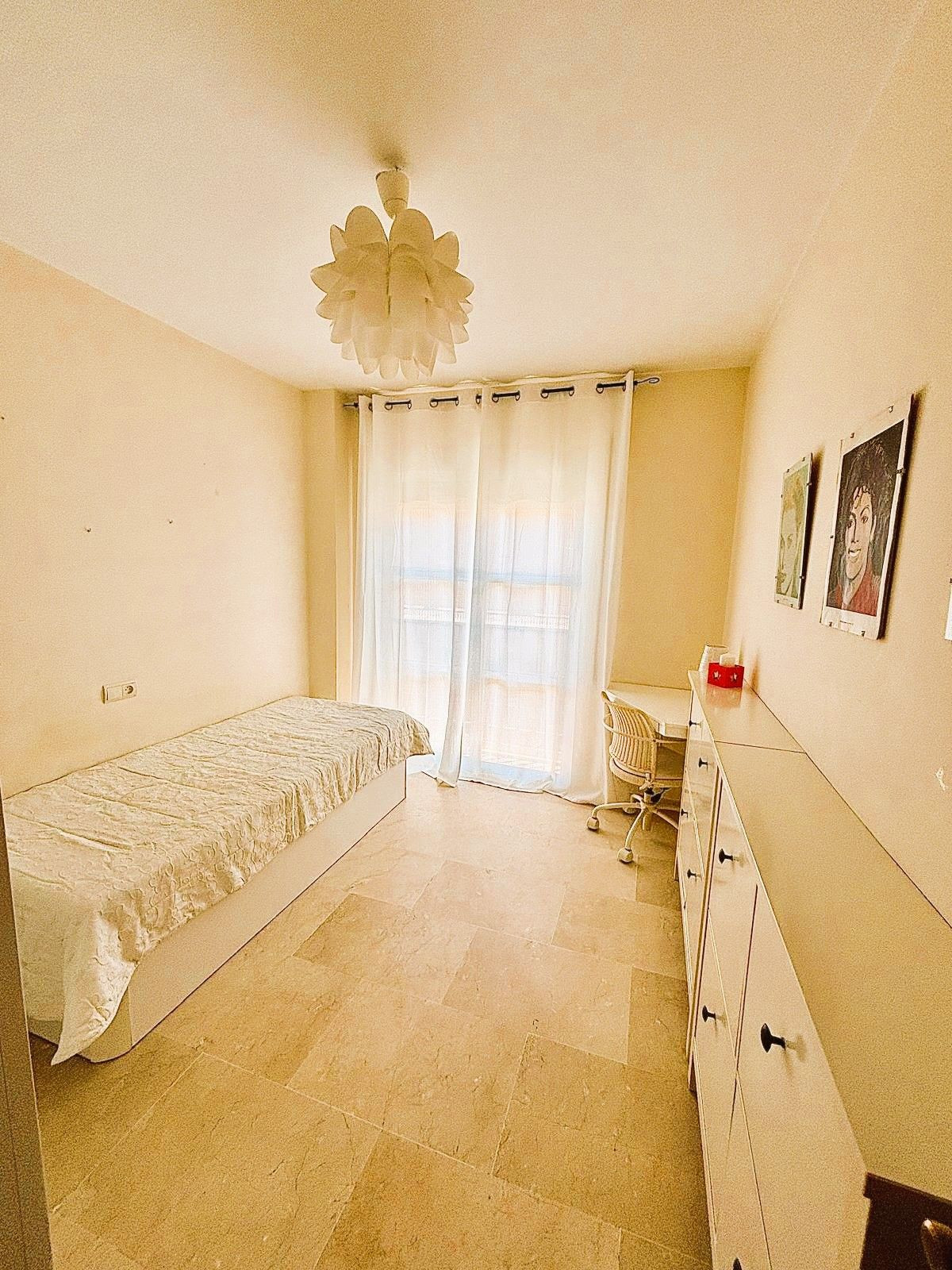 Magazijn te koop in Fuengirola | 2 slaapkamers H5457331