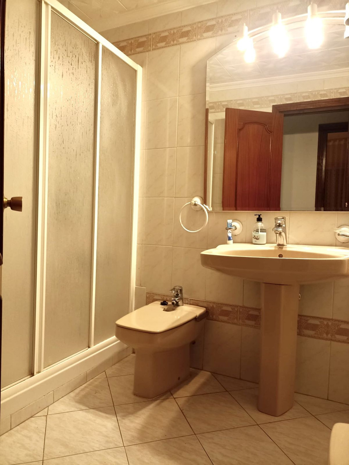 Winkel te koop in Fuengirola | 3 slaapkamers H5457511