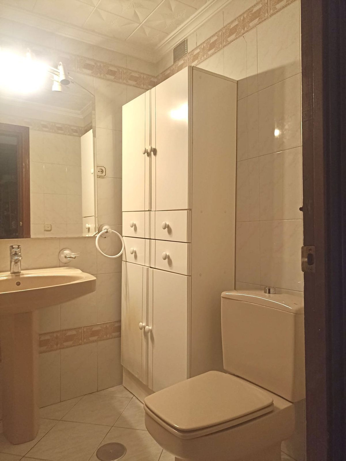 Winkel te koop in Fuengirola | 3 slaapkamers H5457511
