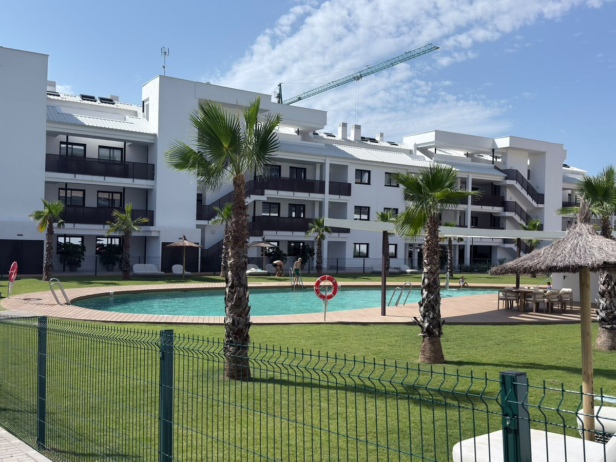 Appartement te koop in Fuengirola | 2 slaapkamers H5465440