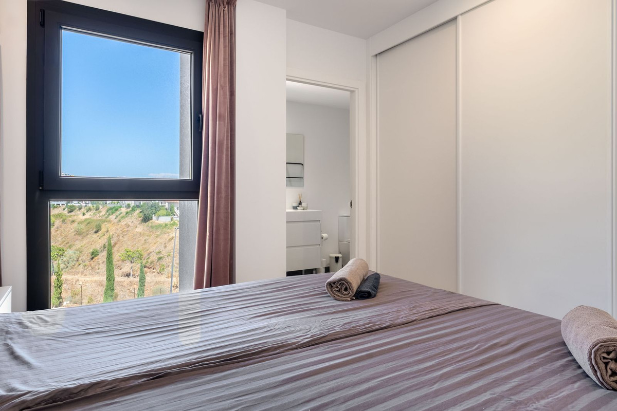 Appartement te koop in Fuengirola | 2 slaapkamers H5467978