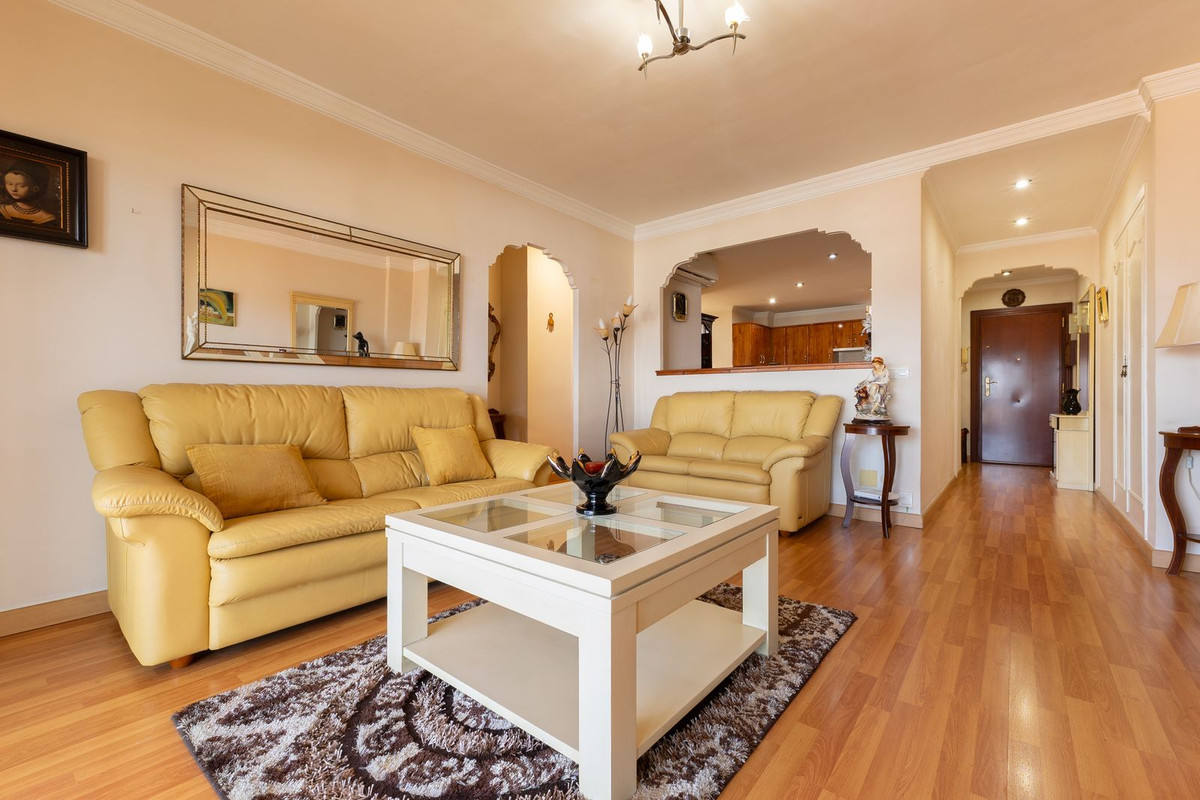 Appartement te koop in Fuengirola | 2 slaapkamers H5469112