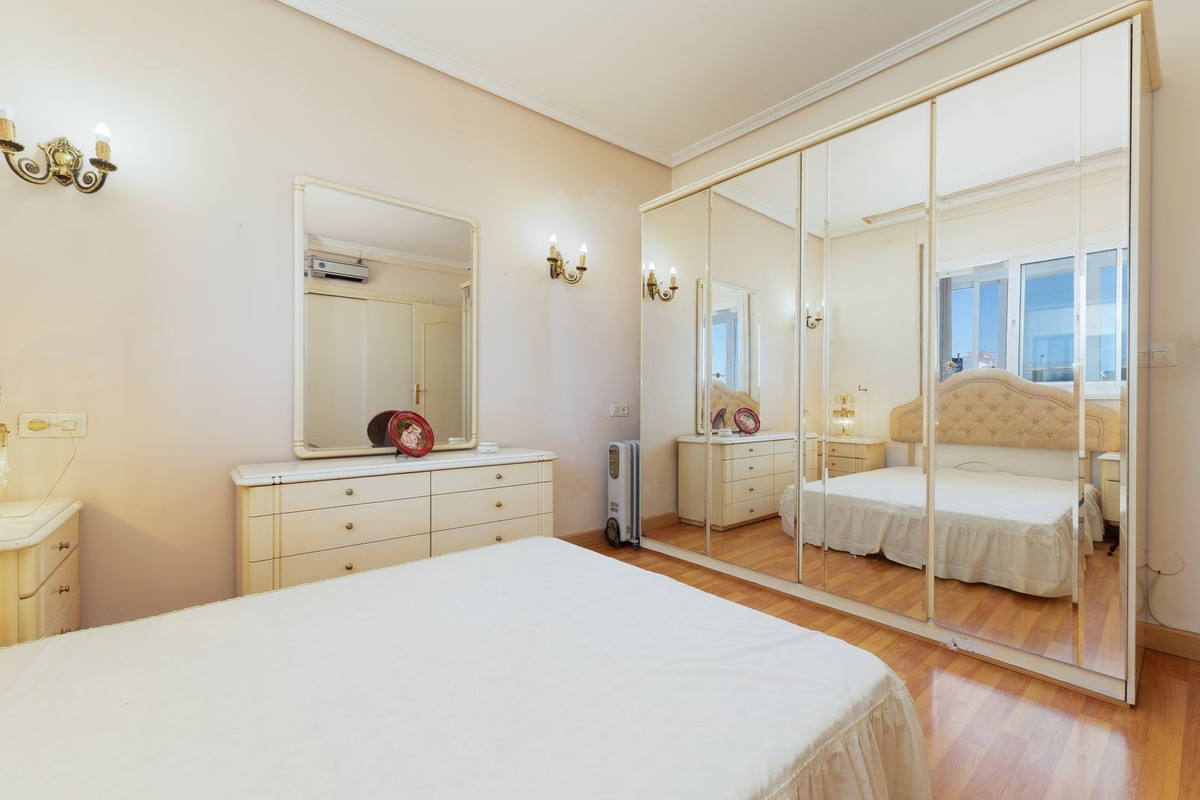 Appartement te koop in Fuengirola | 2 slaapkamers H5469112