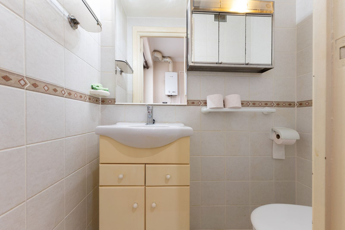 Appartement te koop in Fuengirola | 2 slaapkamers H5469112
