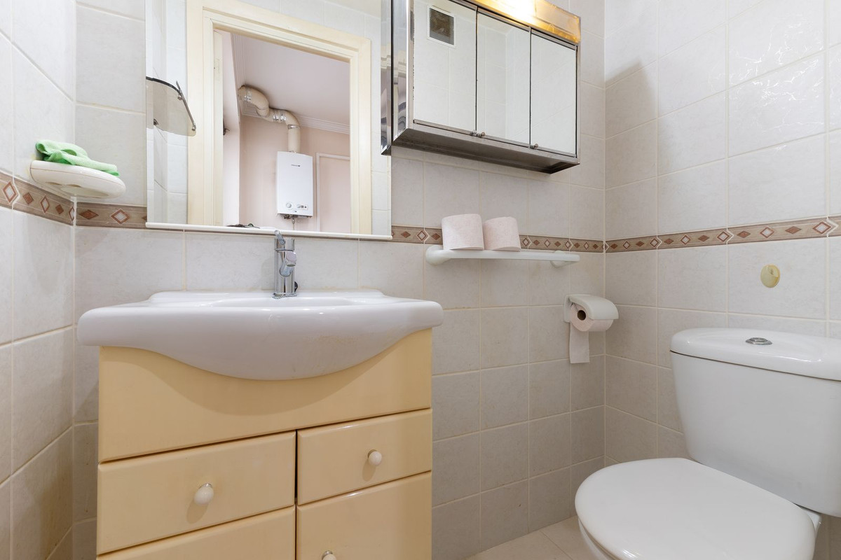 Appartement te koop in Fuengirola | 2 slaapkamers H5469112