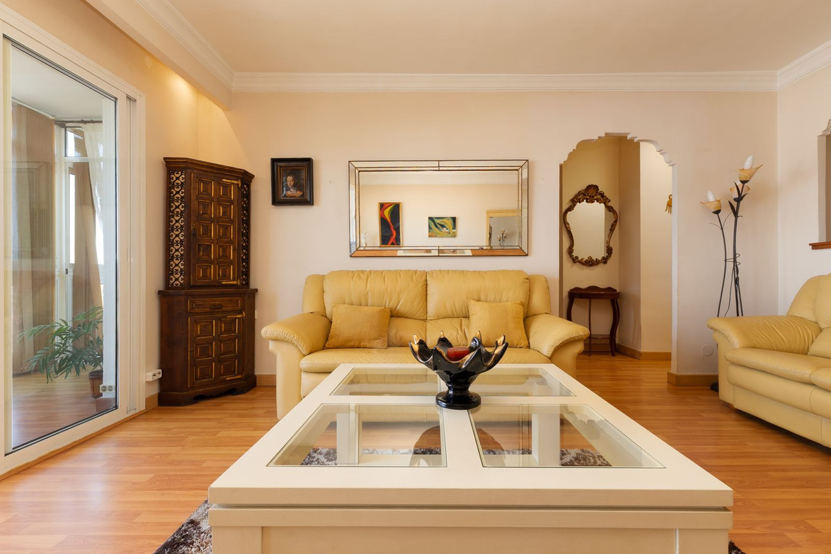 Appartement te koop in Fuengirola | 2 slaapkamers H5469112