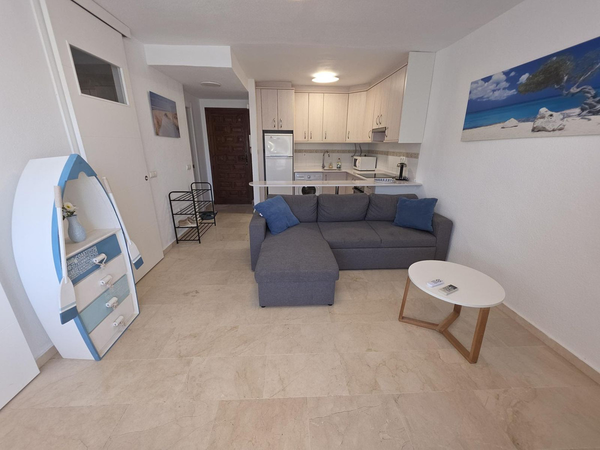 Appartement te koop in Fuengirola | 2 slaapkamers H5469445