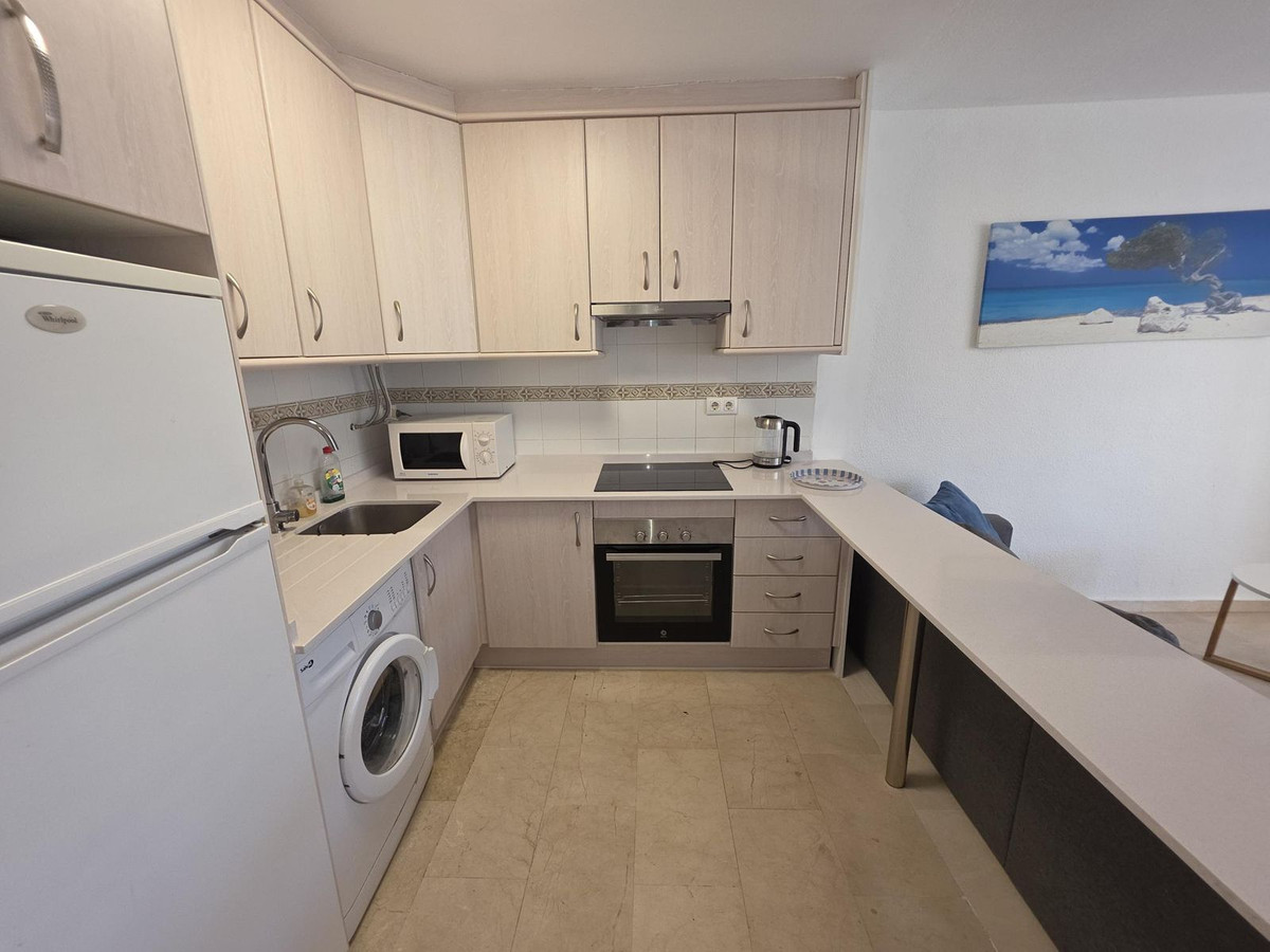 Appartement te koop in Fuengirola | 2 slaapkamers H5469445