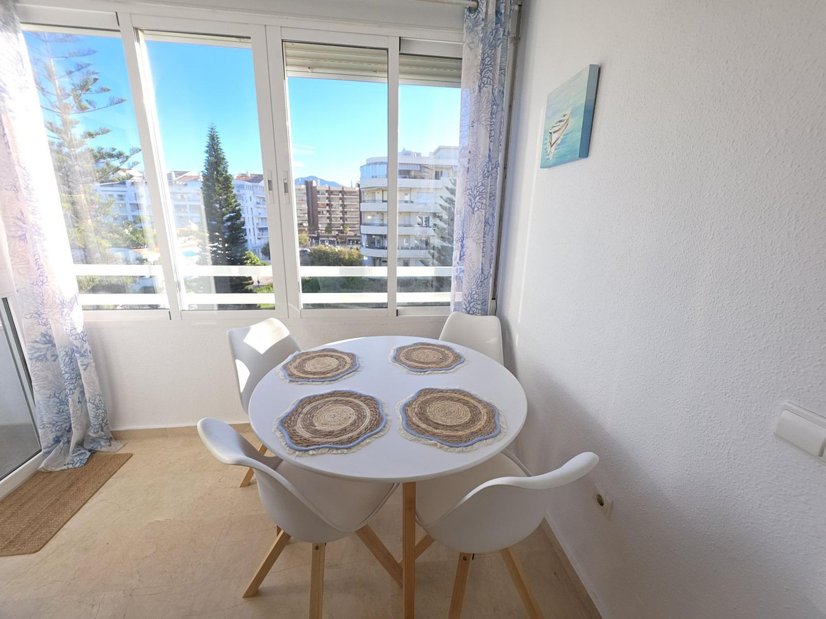 Appartement te koop in Fuengirola | 2 slaapkamers H5469445