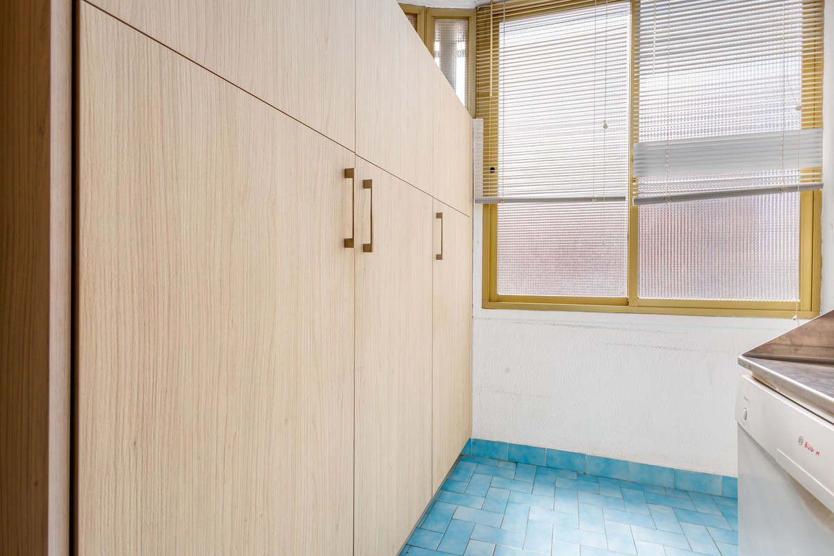Appartement te koop in Fuengirola | 2 slaapkamers H5471263