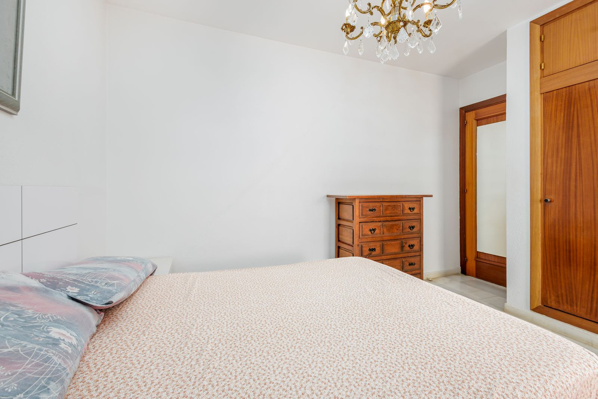 Appartement te koop in Fuengirola | 2 slaapkamers H5471263