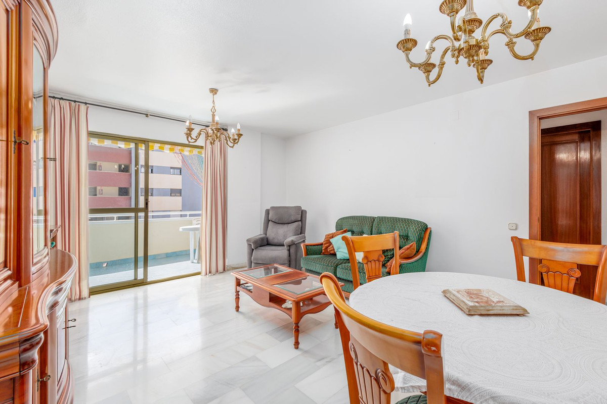 Appartement te koop in Fuengirola | 2 slaapkamers H5471263