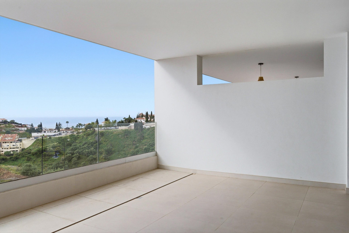 Appartement te koop in Fuengirola | 2 slaapkamers H5472739