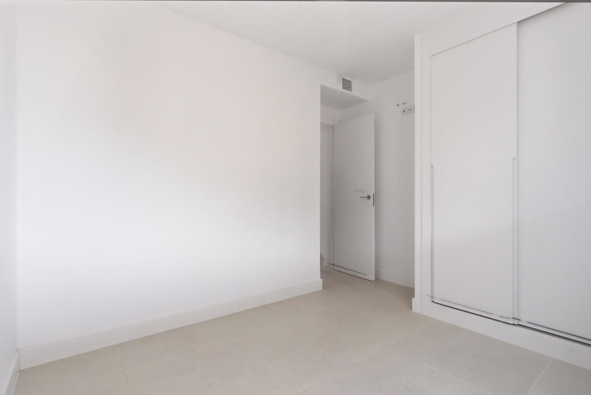 Appartement te koop in Fuengirola | 2 slaapkamers H5472739
