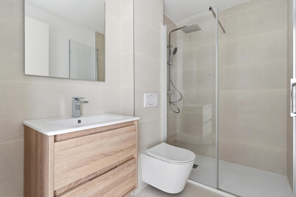 Appartement te koop in Fuengirola | 2 slaapkamers H5472739