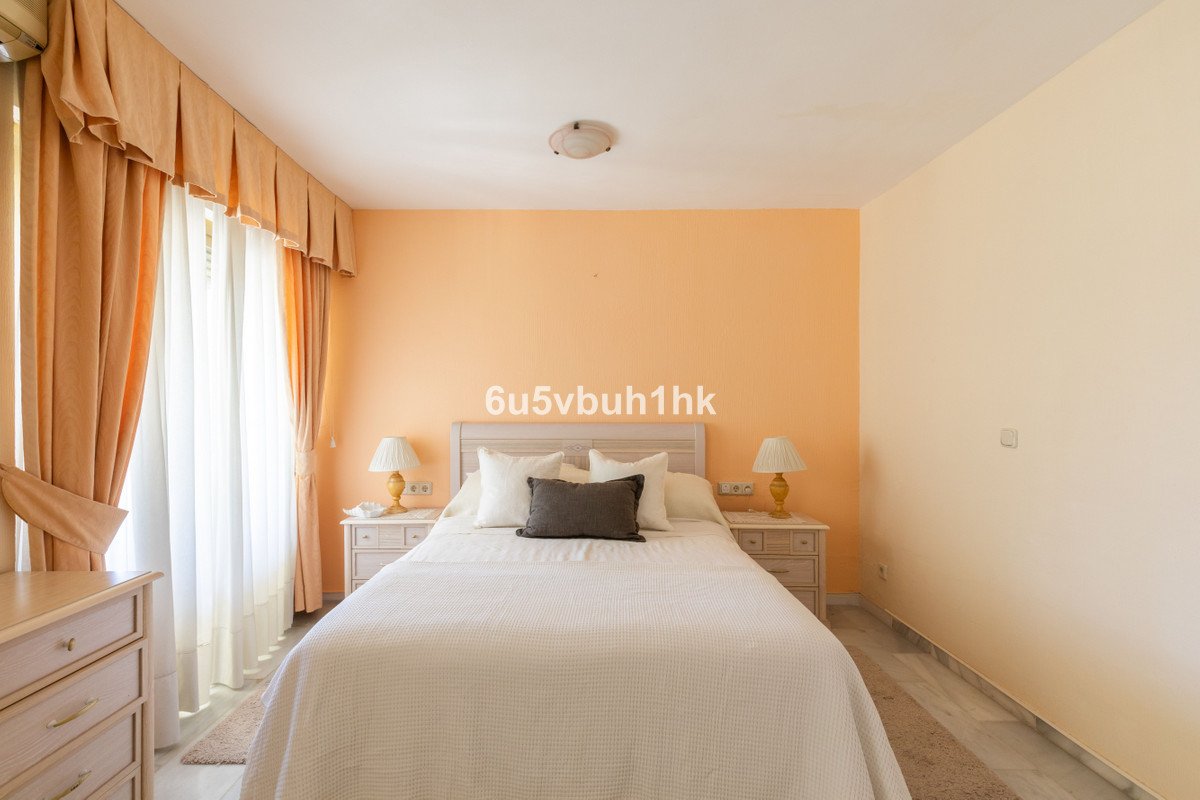 Appartement te koop in Fuengirola | 2 slaapkamers H5472838