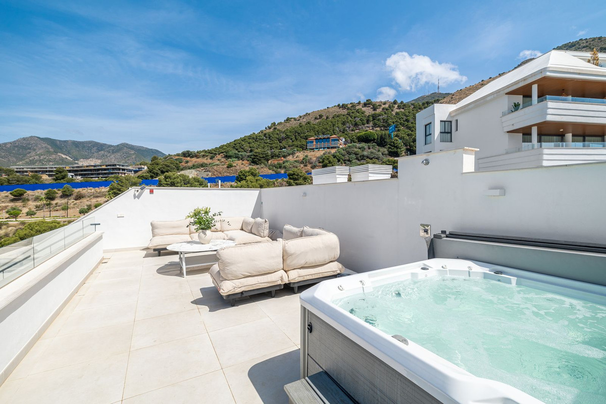 Duplex te koop in Fuengirola | 2 slaapkamers H5473543