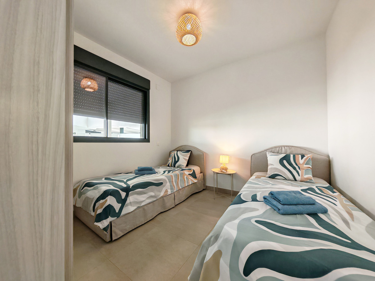 Appartement te koop in Fuengirola | 2 slaapkamers H5473591