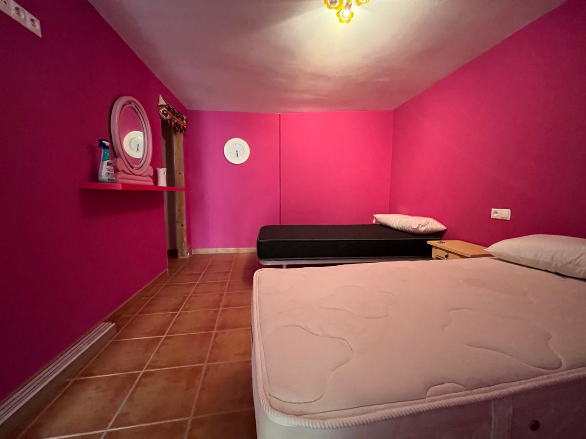 Appartement te koop in Fuengirola | 4 slaapkamers H5477851