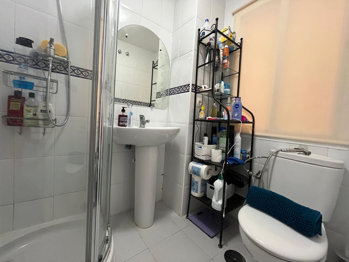 Appartement te koop in Fuengirola | 4 slaapkamers H5477851
