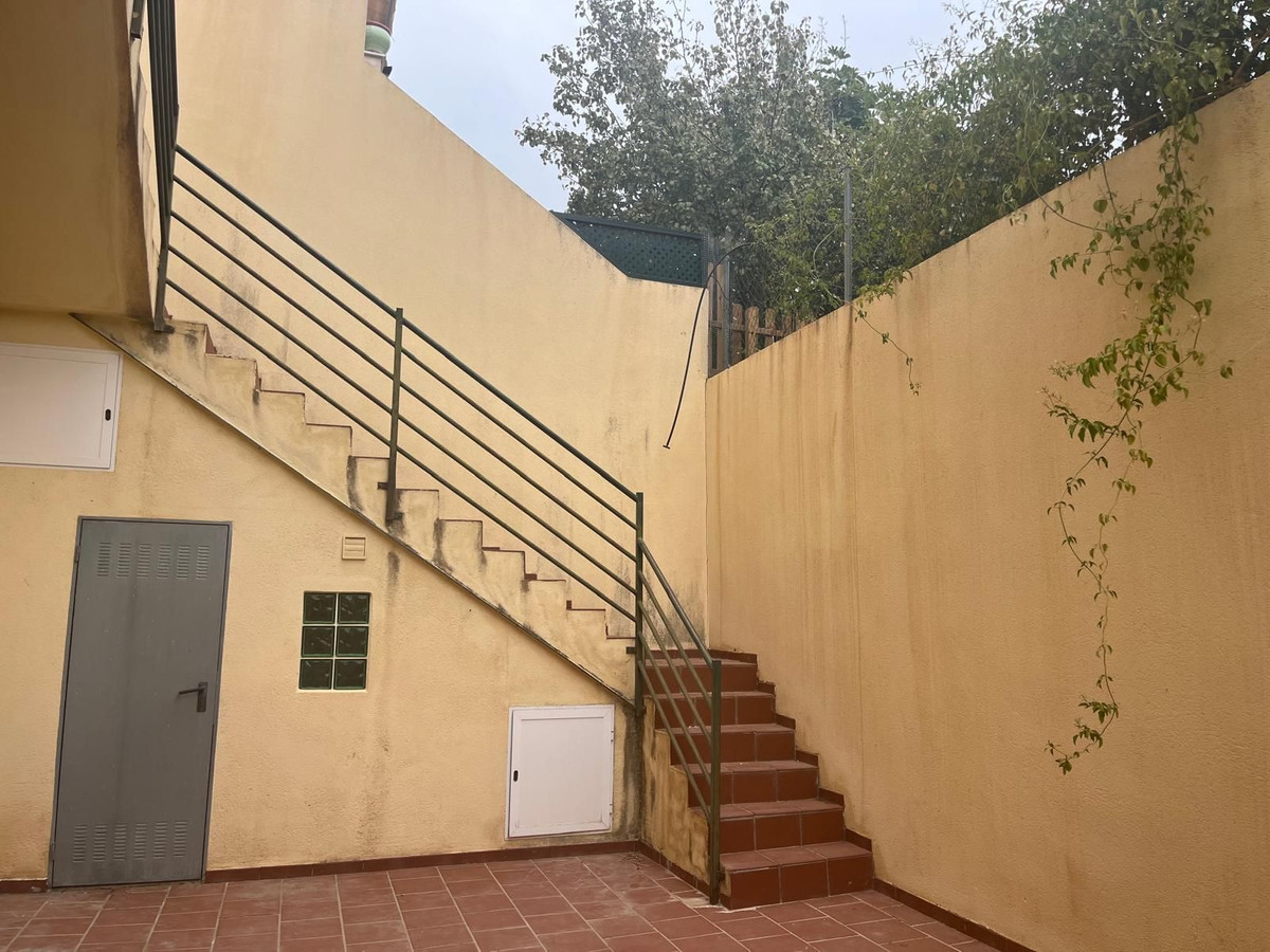 Appartement te koop in Fuengirola | 4 slaapkamers H5477851