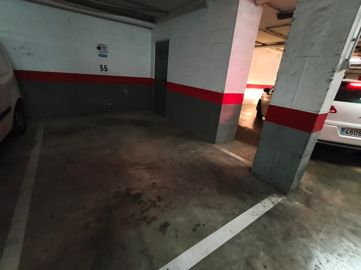 Appartement te koop in Fuengirola | 4 slaapkamers H5477851