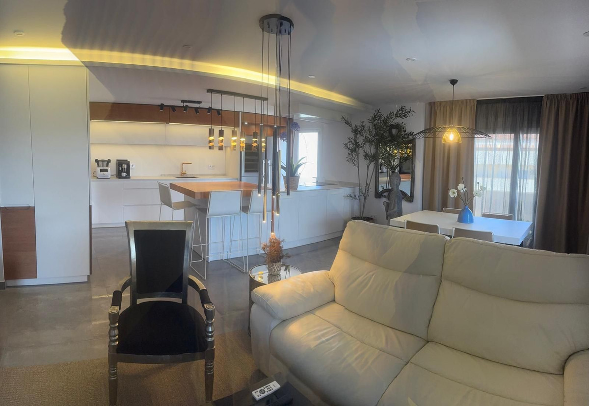Appartement te koop in Fuengirola | 2 slaapkamers H5479471