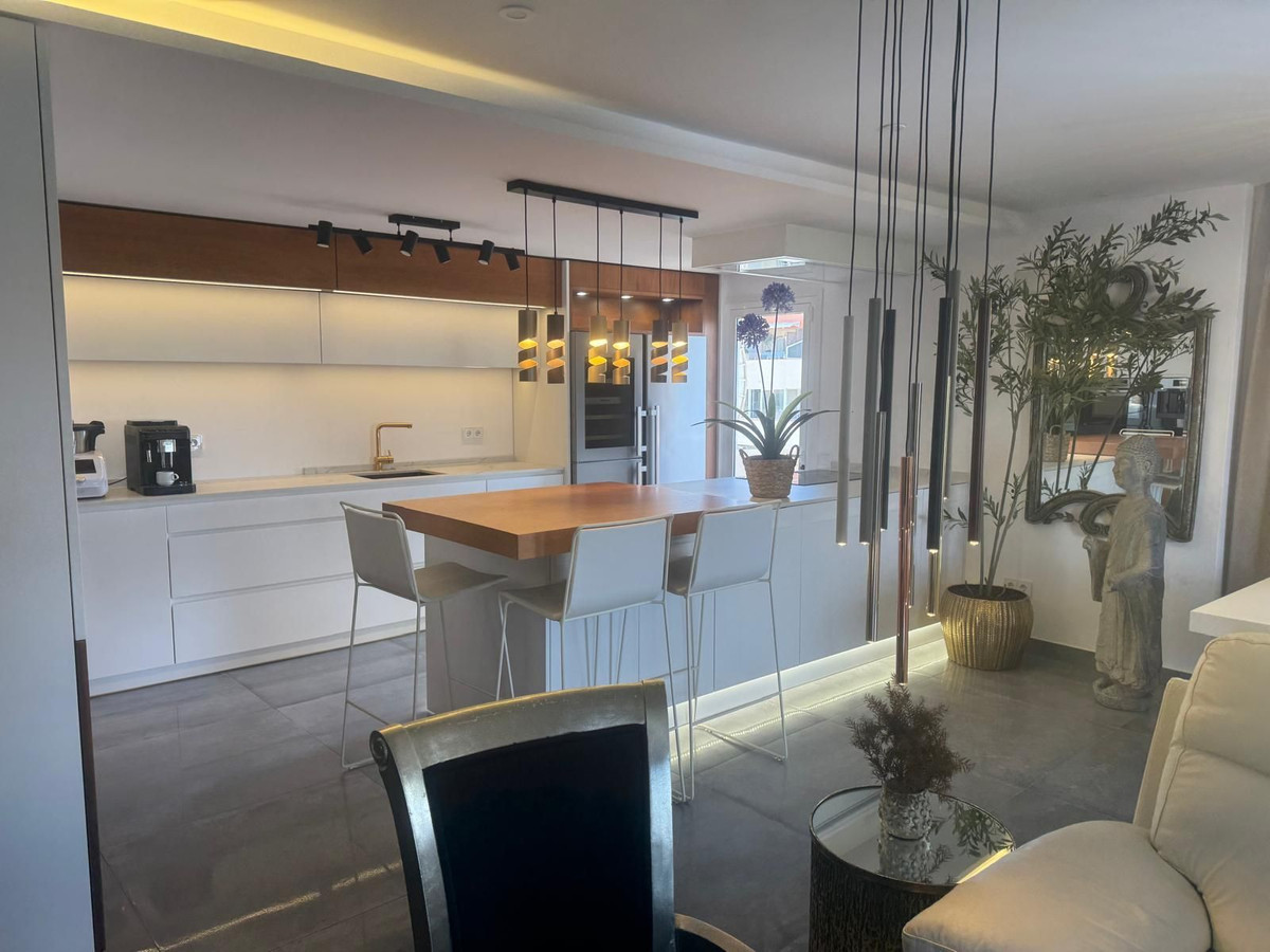 Appartement te koop in Fuengirola | 2 slaapkamers H5479471
