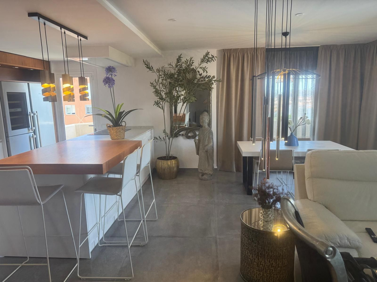 Appartement te koop in Fuengirola | 2 slaapkamers H5479471