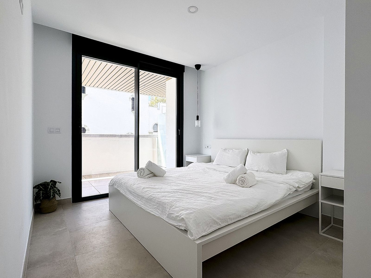 Appartement te koop in Fuengirola | 2 slaapkamers H5481622