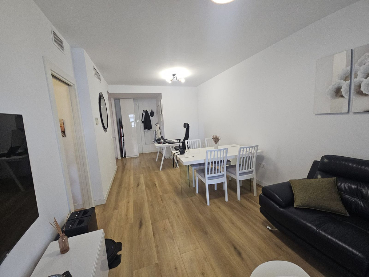 Appartement te koop in Fuengirola | 2 slaapkamers H5486077