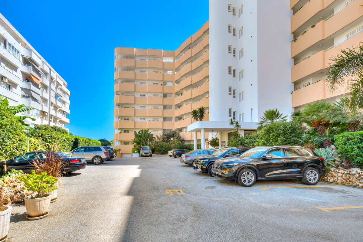 Appartement te koop in Fuengirola | 2 slaapkamers H5488300