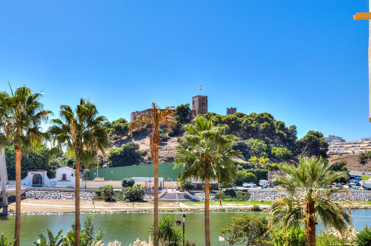Appartement te koop in Fuengirola | 2 slaapkamers H5488300