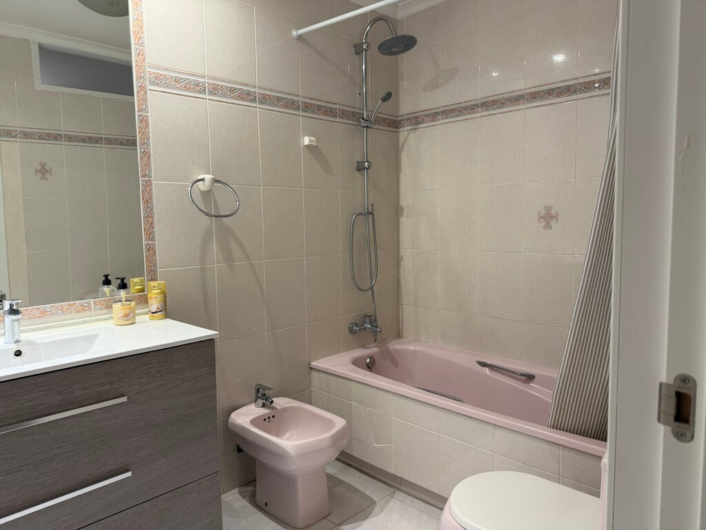 Appartement te koop in Fuengirola | 3 slaapkamers H5488717