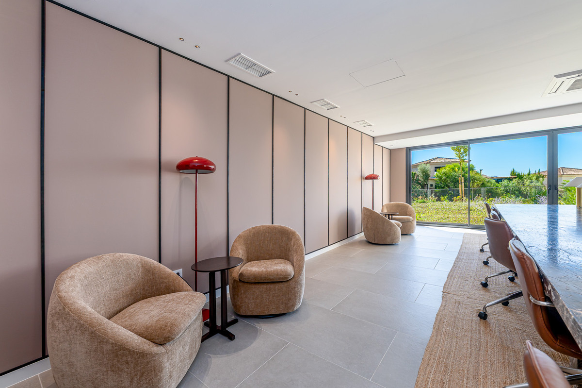 Property main view 33