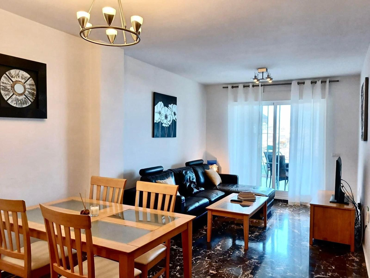 Appartement te koop in Fuengirola | 2 slaapkamers H5490664