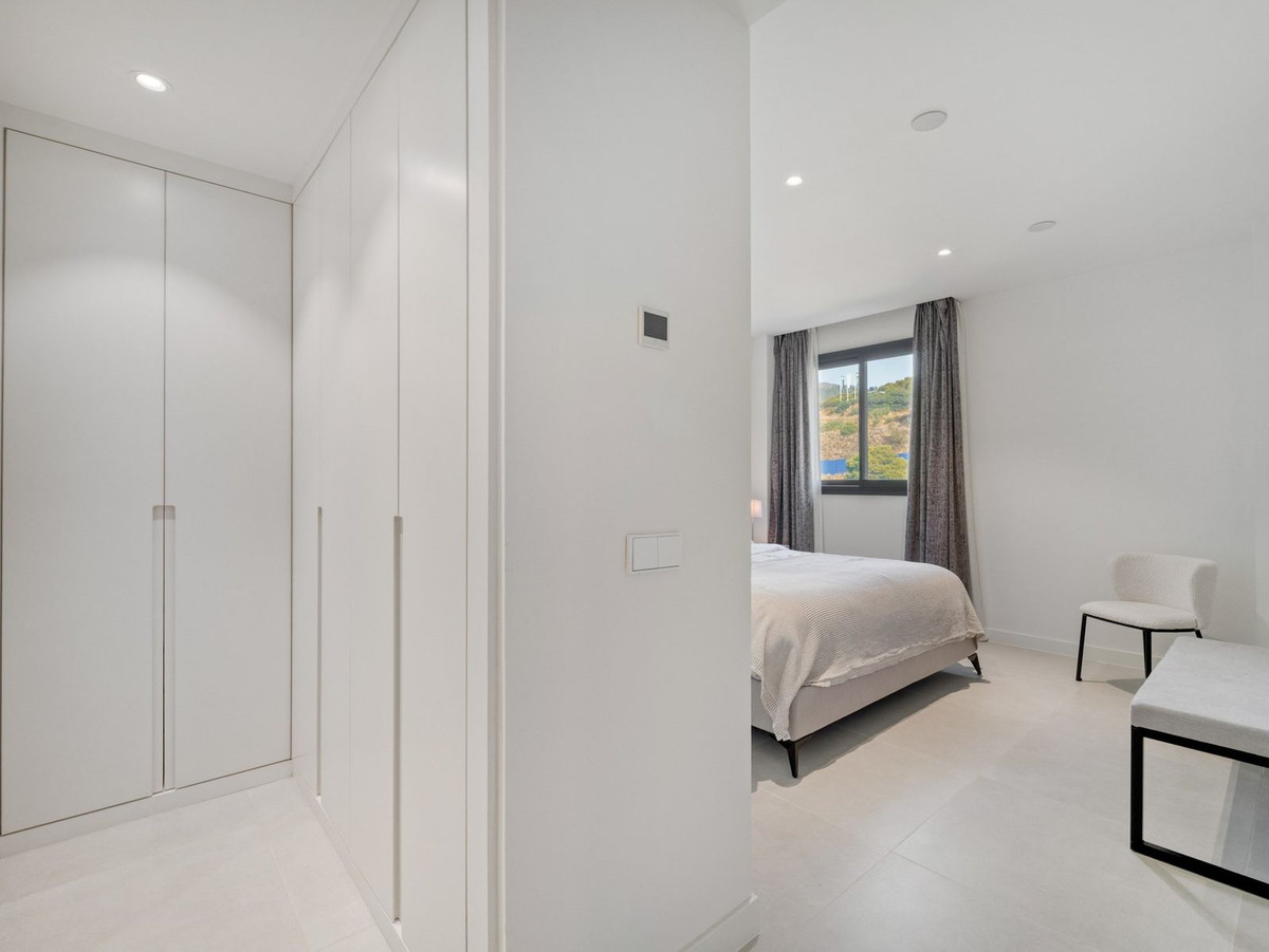 Appartement te koop in Fuengirola | 2 slaapkamers H5492458