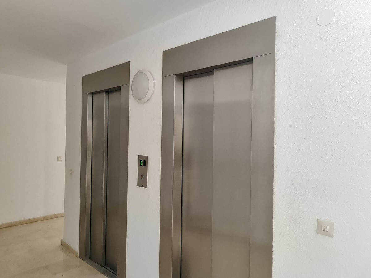Appartement te koop in Fuengirola | 2 slaapkamers H5492632