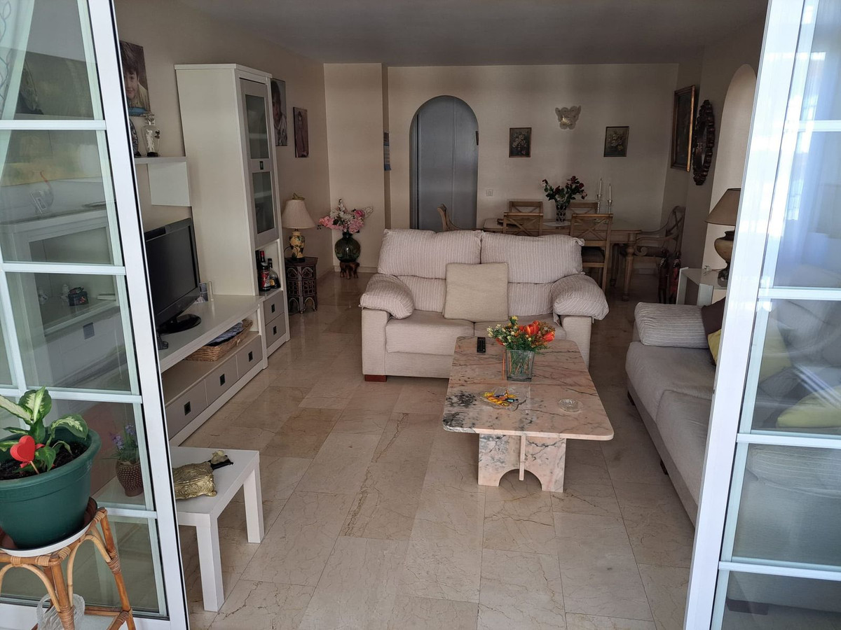 Appartement te koop in Fuengirola | 2 slaapkamers H5492632