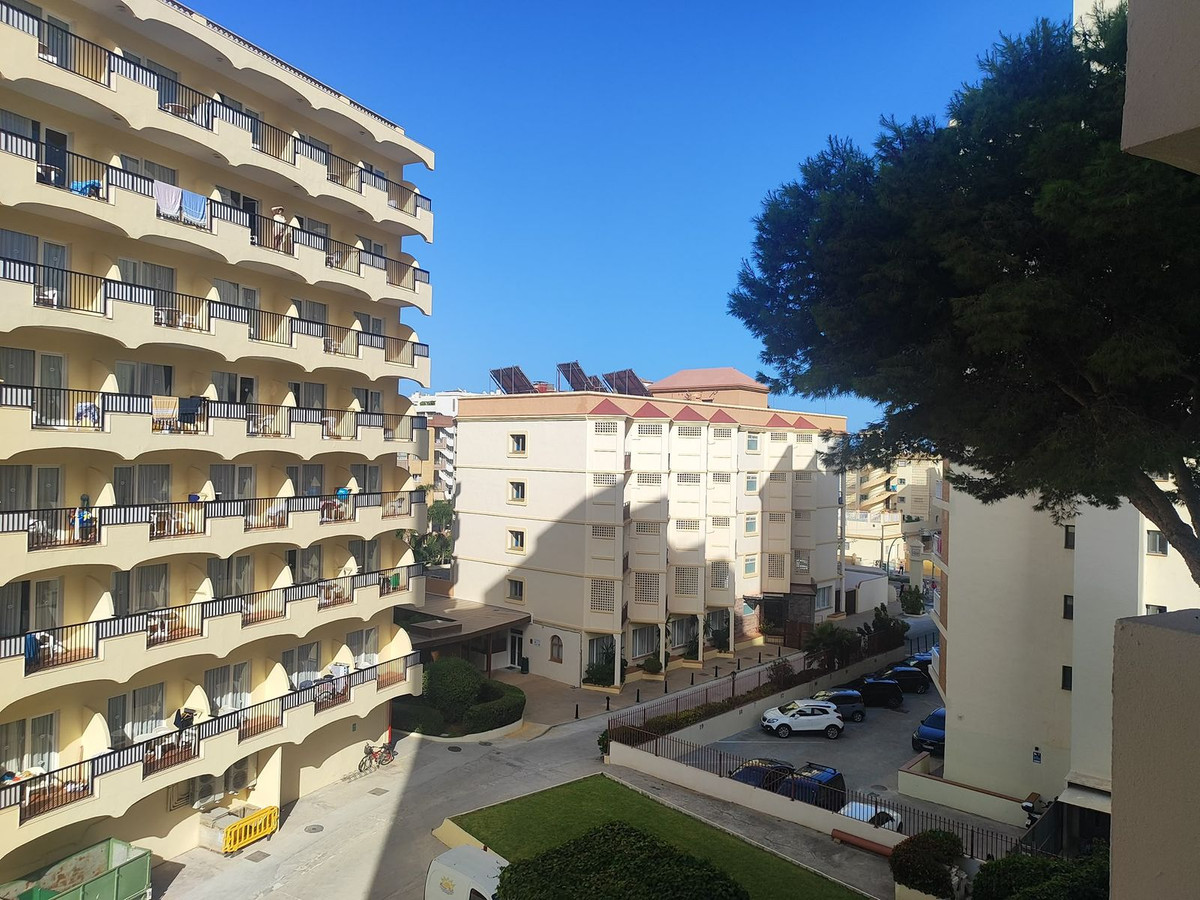 Appartement te koop in Fuengirola | 2 slaapkamers H5492632