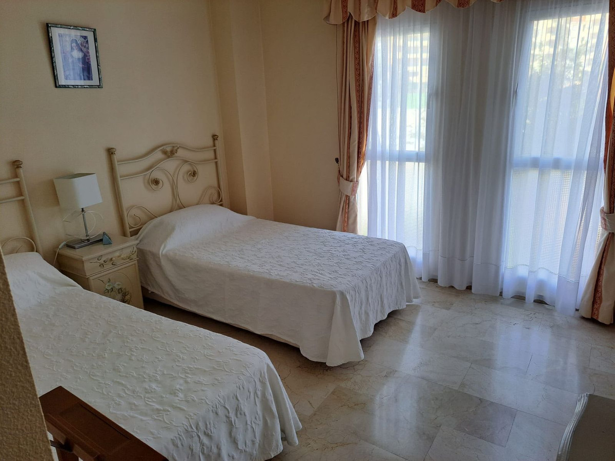 Appartement te koop in Fuengirola | 2 slaapkamers H5492632