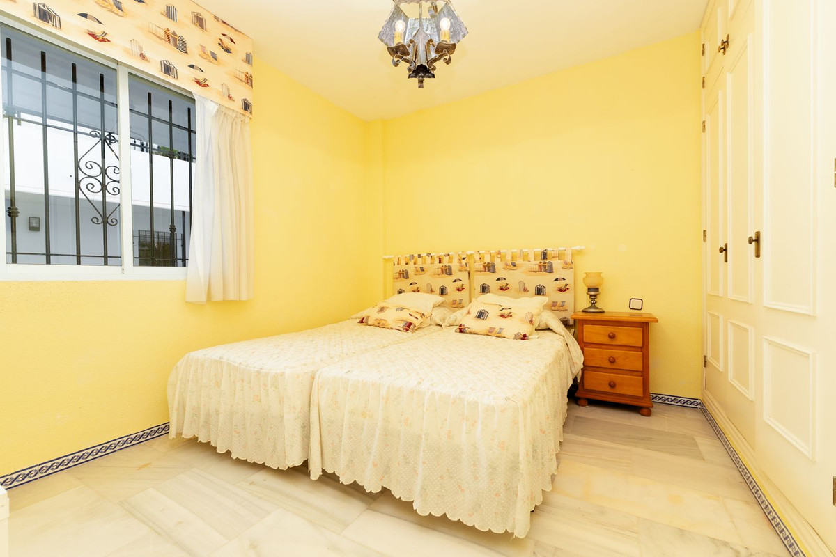 Appartement te koop in Fuengirola | 2 slaapkamers H5494009