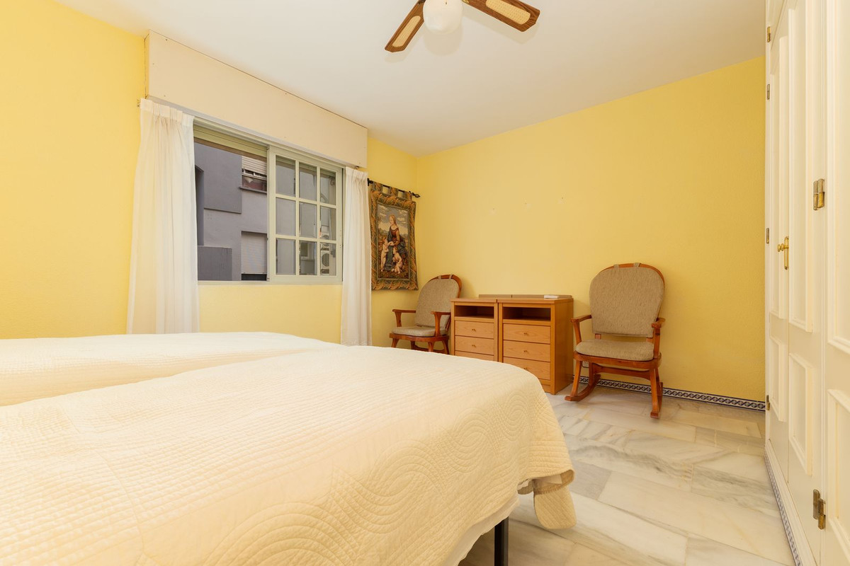 Appartement te koop in Fuengirola | 2 slaapkamers H5494009