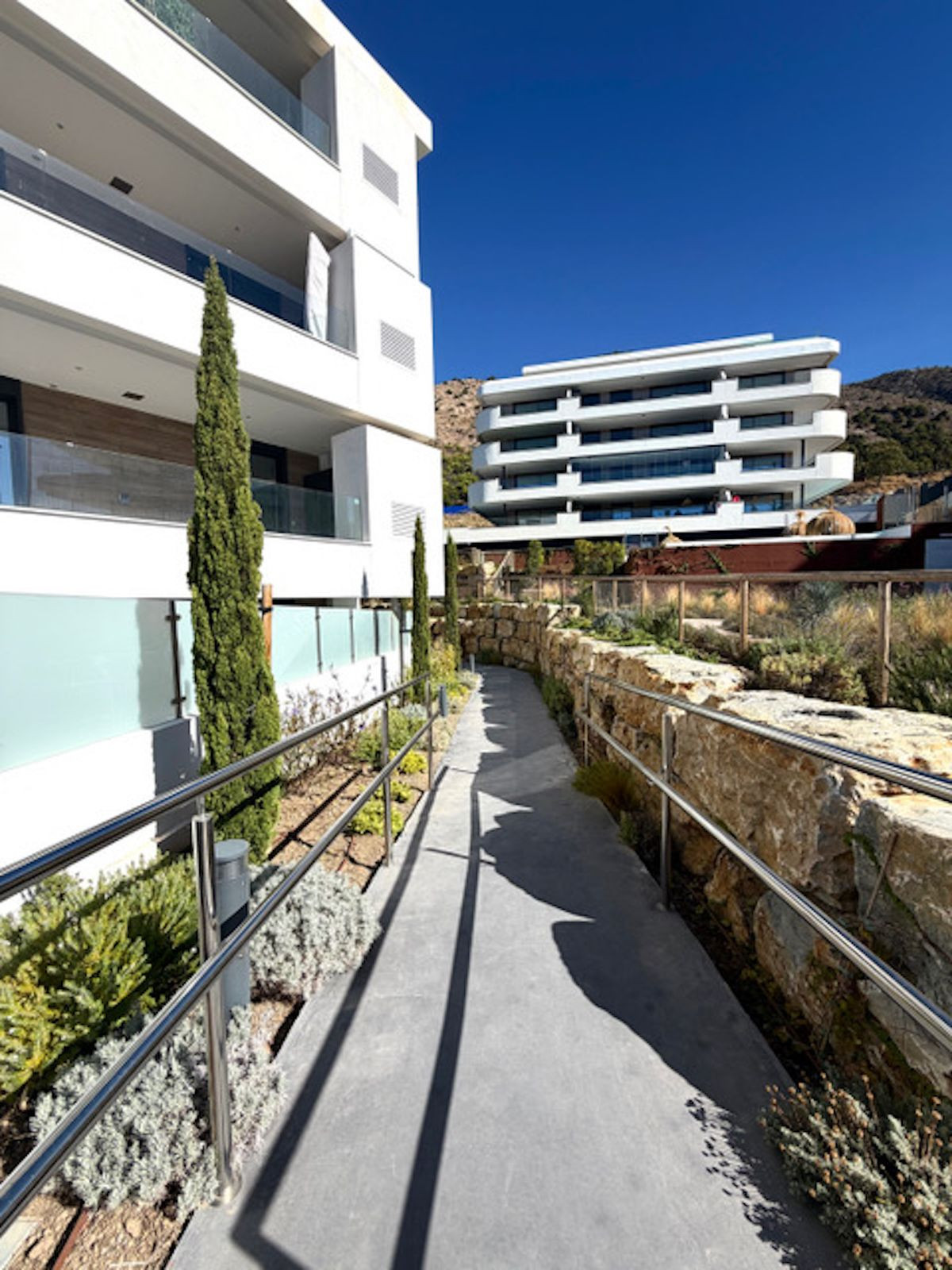 Appartement te koop in Fuengirola | 3 slaapkamers H5495365