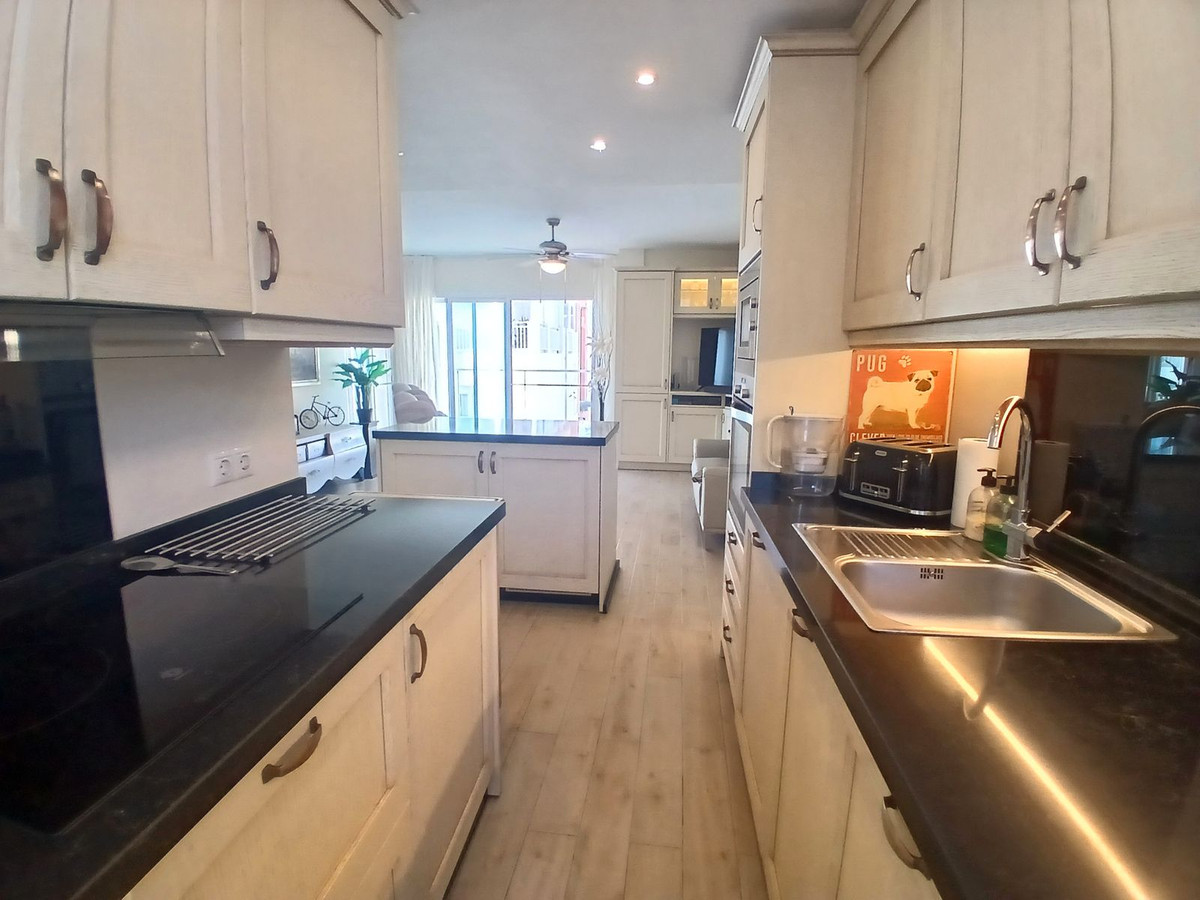 Appartement te koop in Fuengirola | 2 slaapkamers H5496865