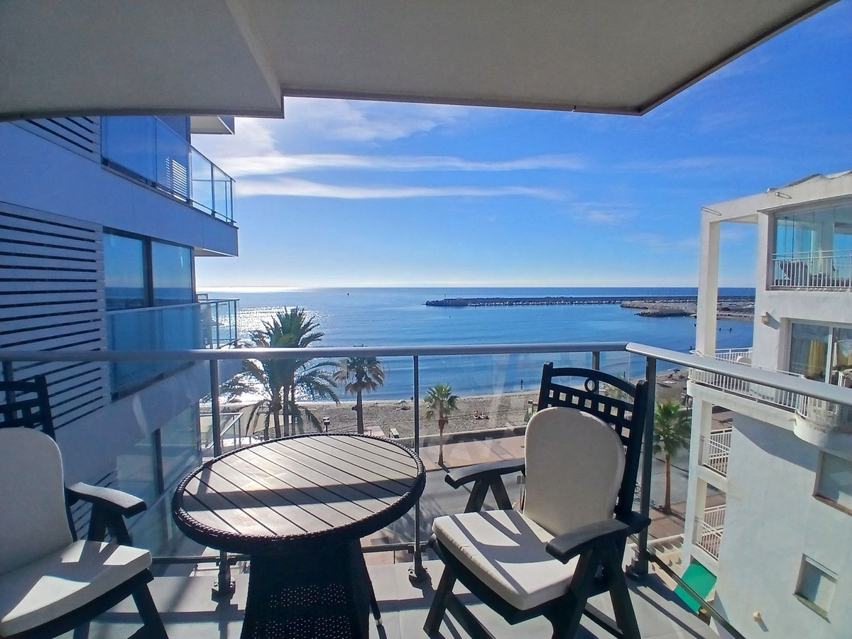 Appartement te koop in Fuengirola | 2 slaapkamers H5496865