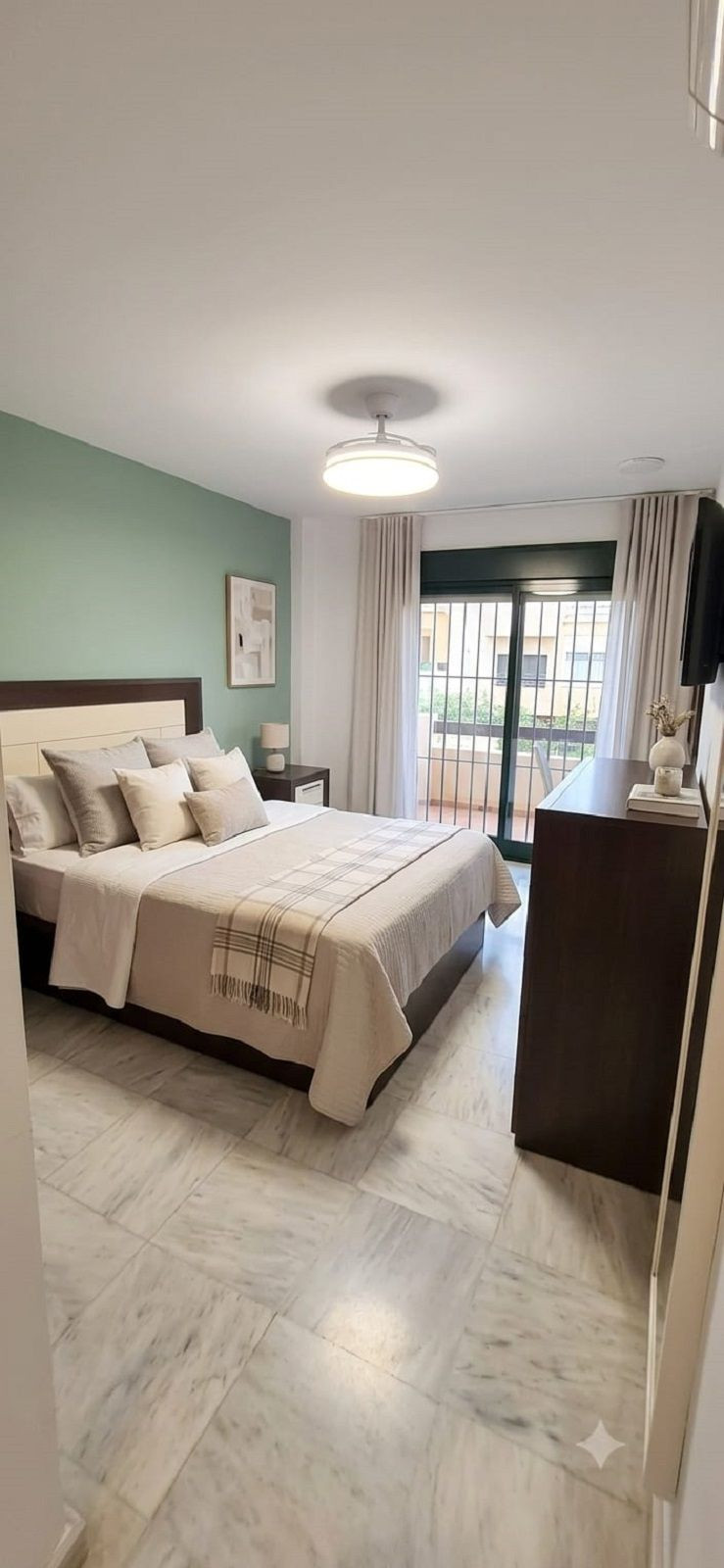 Appartement te koop in Fuengirola | 2 slaapkamers H5498131