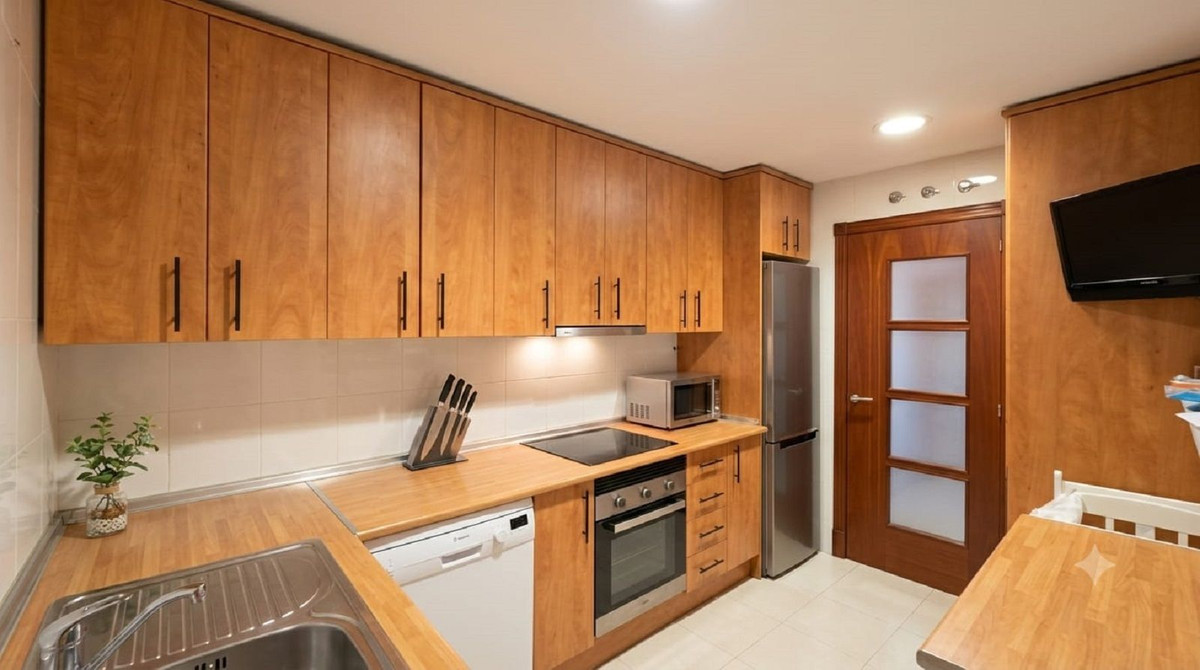 Appartement te koop in Fuengirola | 2 slaapkamers H5498131