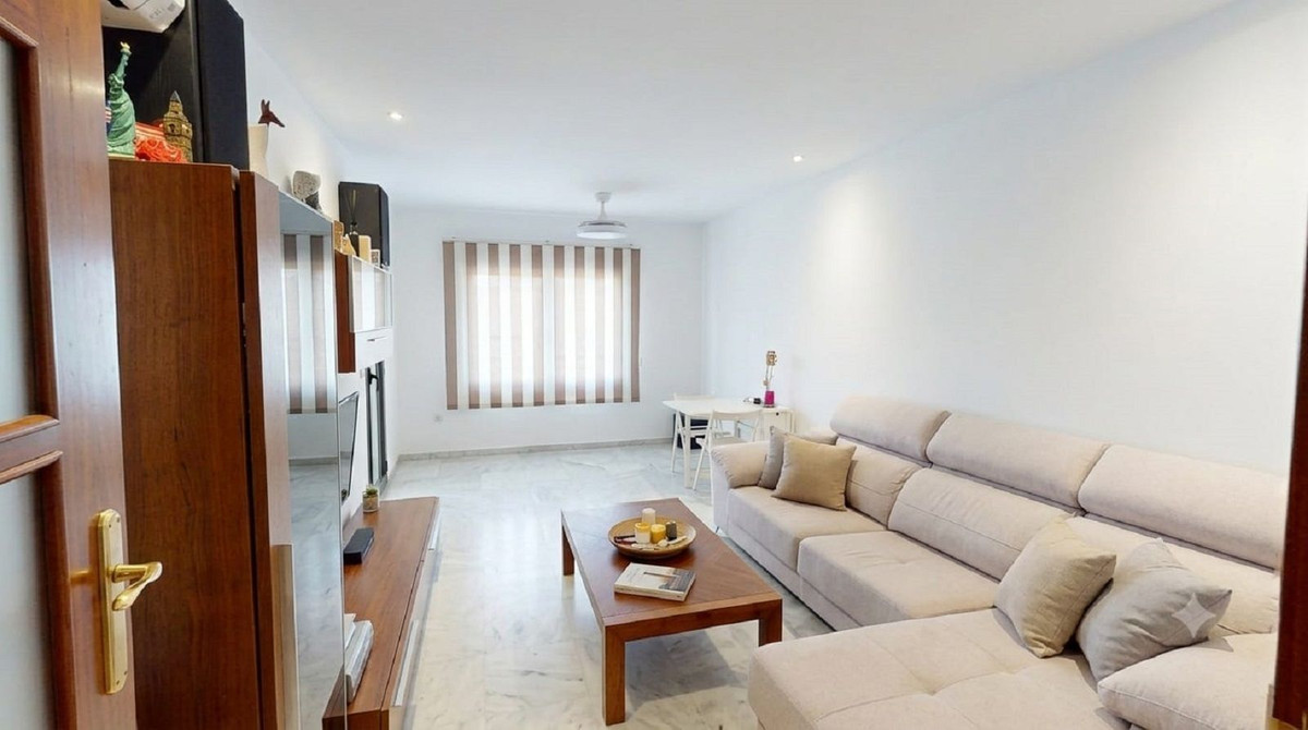 Appartement te koop in Fuengirola | 2 slaapkamers H5498131
